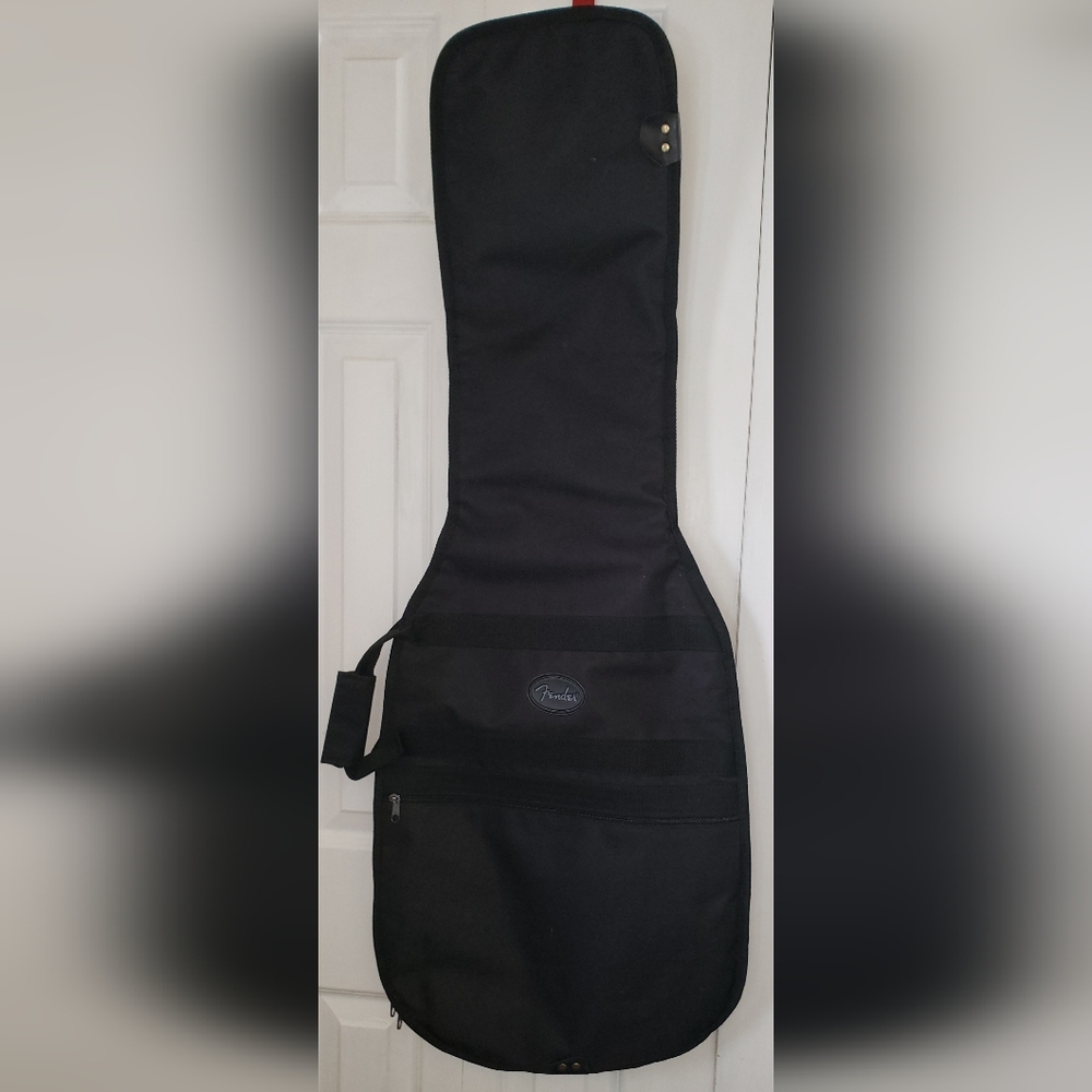 Soft Fender Black Guitar Bag